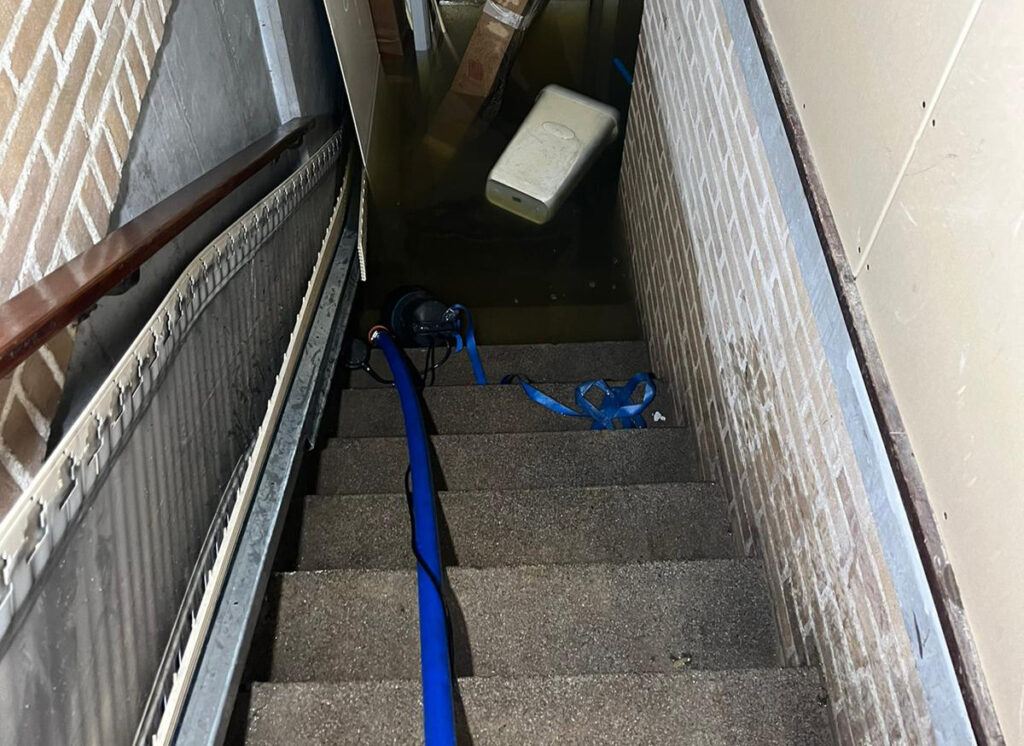 Water laten leeglopen Snelle Ontstopping Service